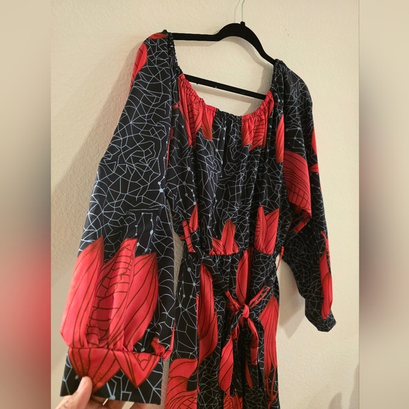 Shein Curve Black and PinkDress - Picture 3 of 6